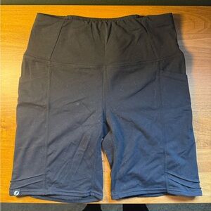 Oiselle pocket shorts | Sz 8